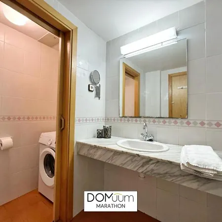 Domuum Holidays - Marathon Salou Exterior photo